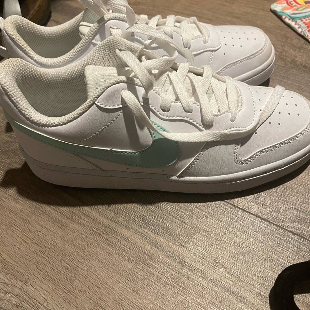 Nike White and Blue Sneakers Classic Design